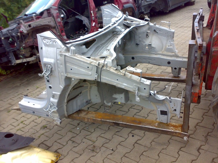 фото №1, Hyundai nexo 2018 - четверть передняя левая правая стойка фартук перед