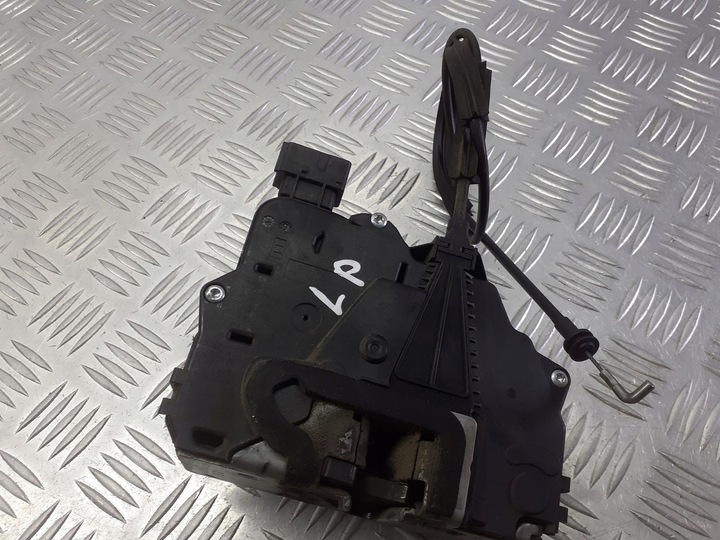 фото №1, Замок двері центральний лівий перед fiat grande punto 1.2 51797561