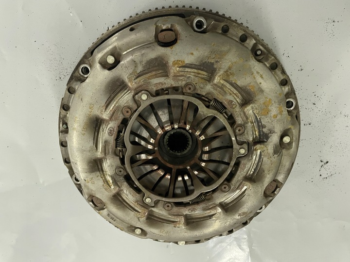 фото №8, Hyundai tucson iii 2.0 crdi колесо двухмассовый сцепление 41100-24480 комплектные