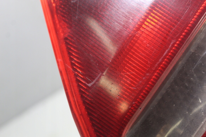 фото №4, Лампа правая задняя mercedes c класс w203