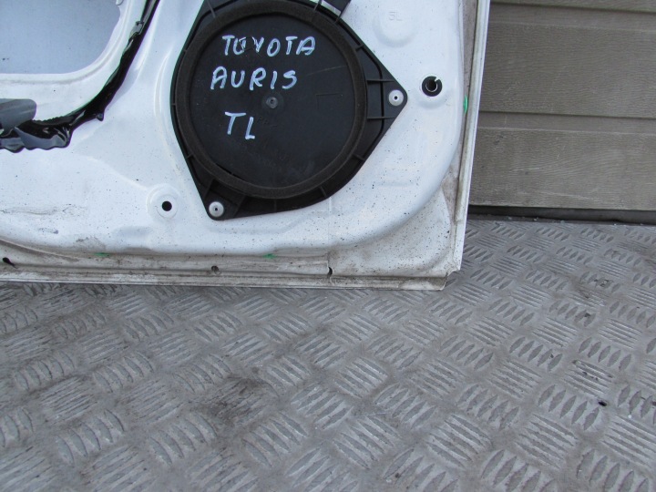 фото №14, Двері ліві зад toyota auris i 06-12r hb 5d 040