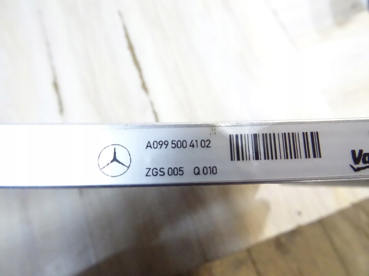 фото №11, Радиатор кондиционера mercedes w206 w223 a0995004102 llu