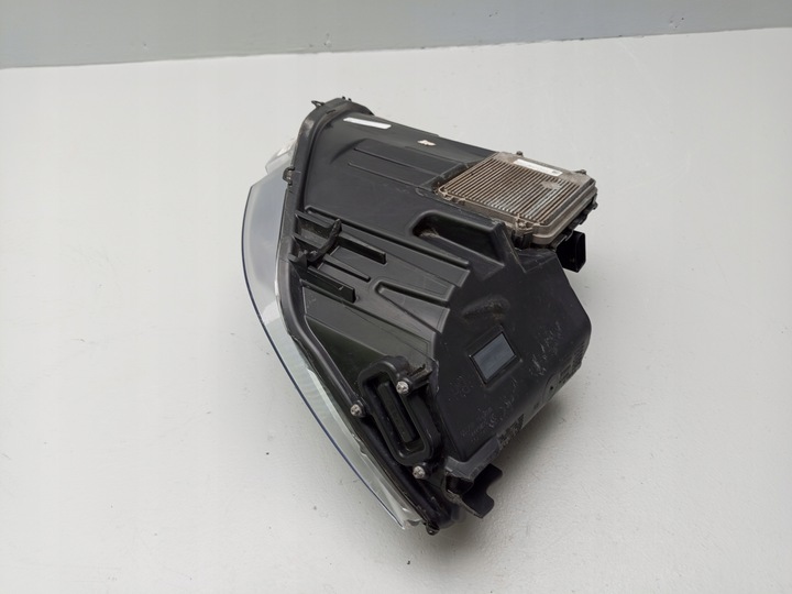 фото №11, Tesla модель s рестайлінг 2016- лампа передня права праві перед 1065045-00-c ÷