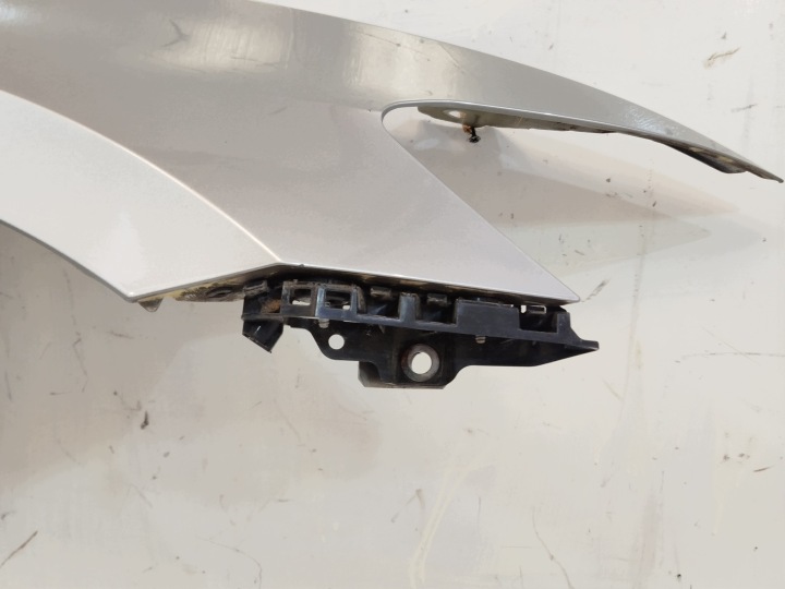 фото №7, Крило праве перед vw passat b8 lb7w , комплектний , оригінал , w колір