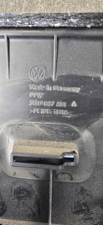 фото №13, Защита карта крышки багажника vw tiguan i 5n 5n0867601a