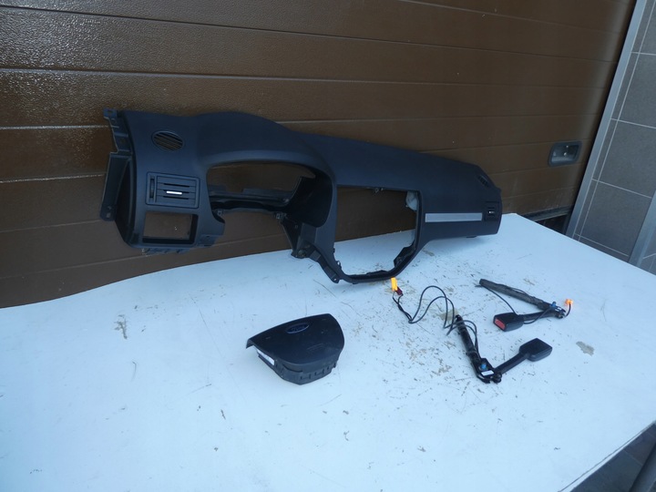 фото №5, Ford c-max mk1 панель консоль подушки eu комплект