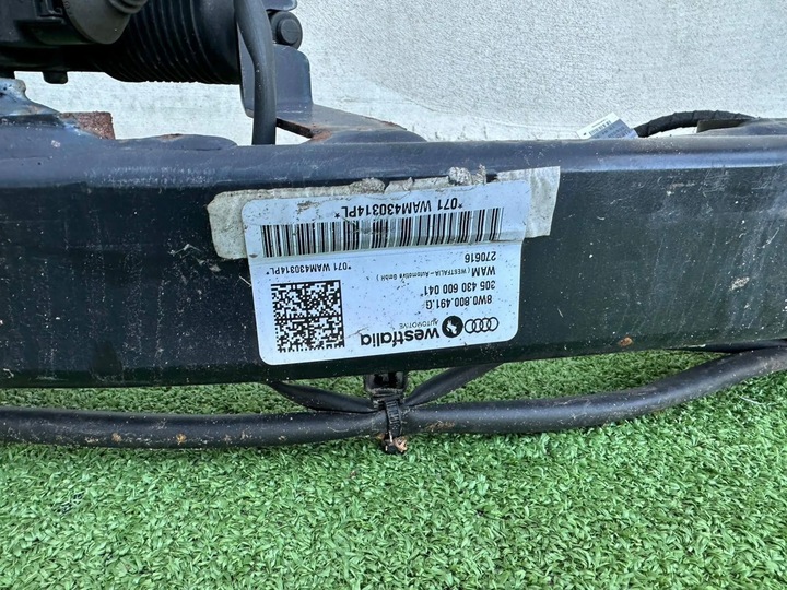 фото №5, Hak буксирувальний audi a4b9 8w0800491g