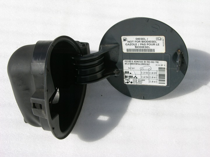 фото №10, Крышка заливка топлива seat leon ii 1p0809905 2005-09 ls7z