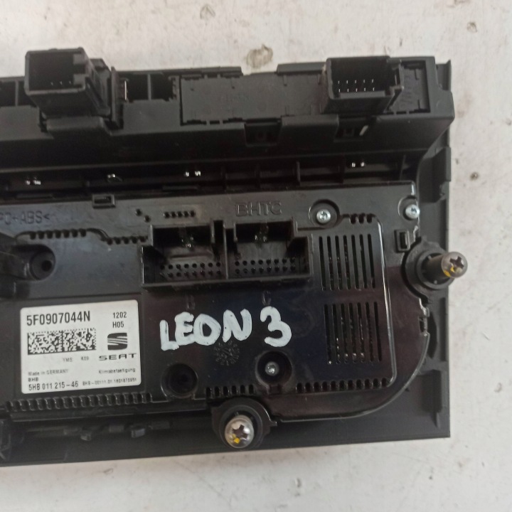 фото №13, Seat leon iii панель воздуховод кондиционера 5f0907044n