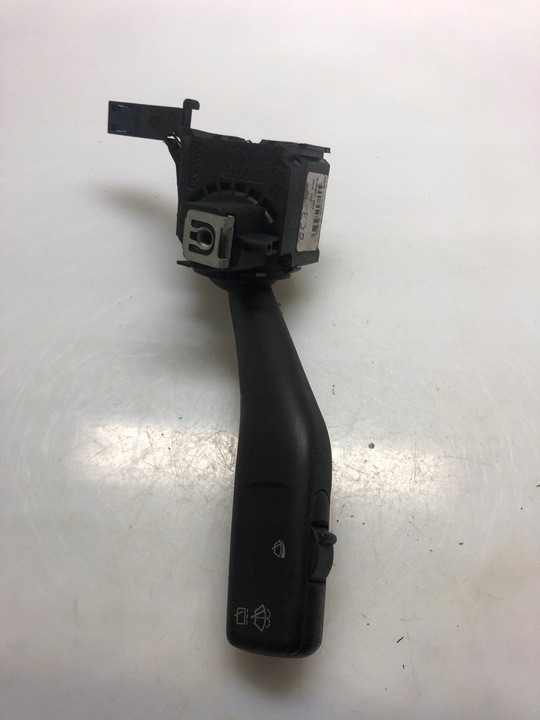 фото №1, Переключатель рулевой/подрулевой 1k0953519 vag