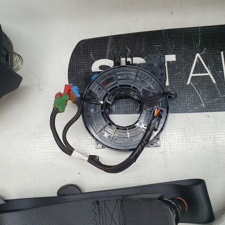 фото №9, Ceed iii 3 капот панель консоль подушки ремни подушка безопасности