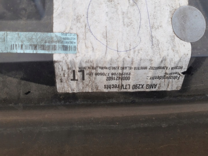 фото №12, Mercedes gt x290 amg права планка порогова накладка