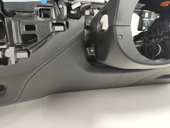 фото №13, Панель консоль роздавальна шкіра hud bmw g05 g06 g07 f95 lci рестайлінг uk rl rhd