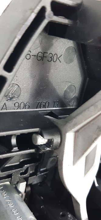 фото №11, Mercedes sprinter w906 ручка дверь правых зад a9067400835 a9067601334