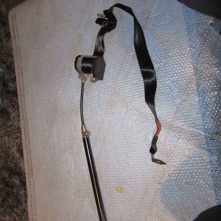 фото №1, Pas безопасности правые перед vw vento