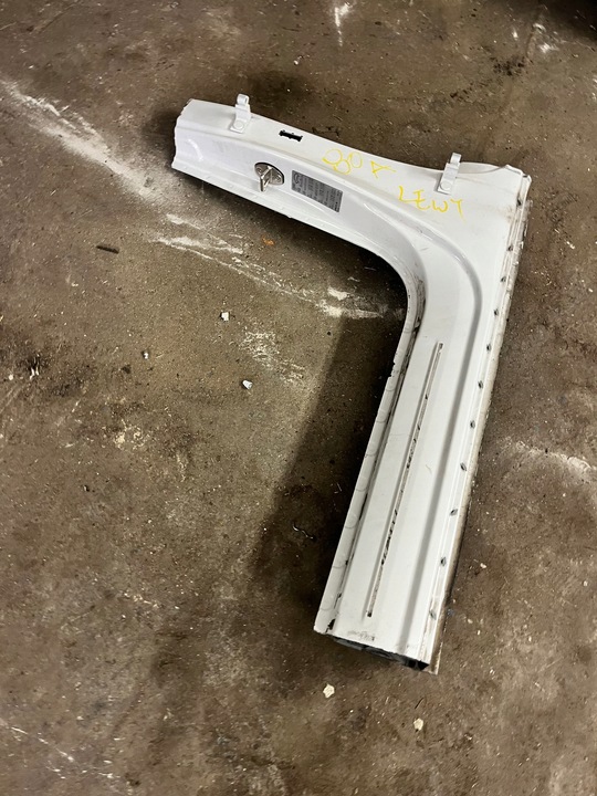 фото №3, Audi q5 ii 80a чверть ліва лівий стійка b середній двері поріг петлі