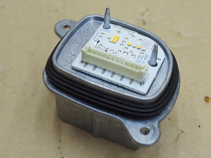 фото №14, Преобразователь модуль лампы левая opel corsa f 19-
