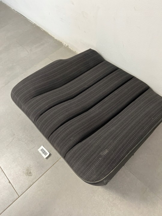 фото №5, Задняя диван сиденье чёрный mercedes w124 купе c124 ce