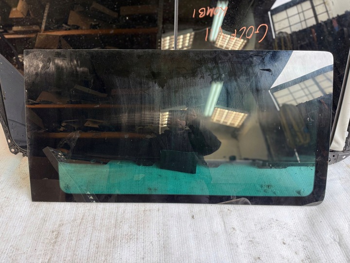 фото №1, Скло праві зад vw t6 2015- 7e5845306e