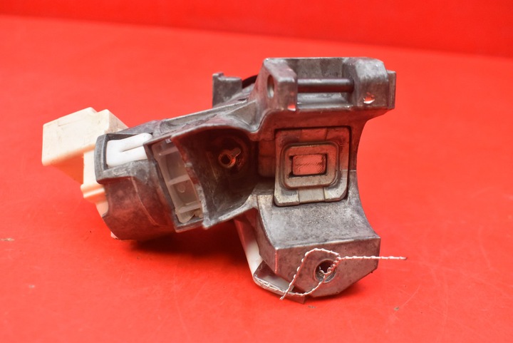 фото №6, Замок запалювання ключ 45020-0d04 toyota yaris 3 iii 1.33 vvti 99 km 14-17