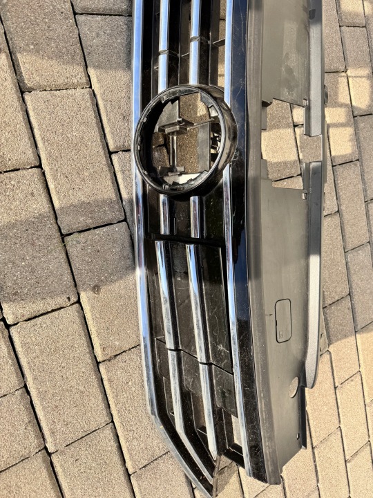 фото №14, Vw passat b8 gte рестайлинг 2019- центральная решётка бампера перед 3g0853653p gte