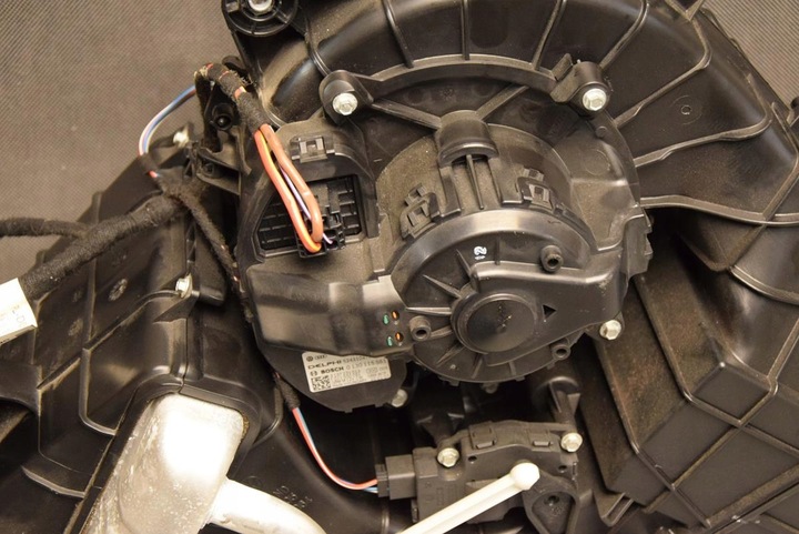 фото №7, Vw touareg 7p отопитель зад 7p6820003a