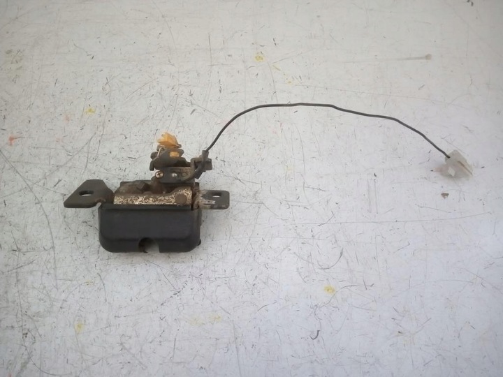 фото №1, Замок кришки багажника зад mazda 626 gf v hb