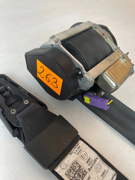 фото №6, Pas безпеки перед переднє праві skoda superb ii