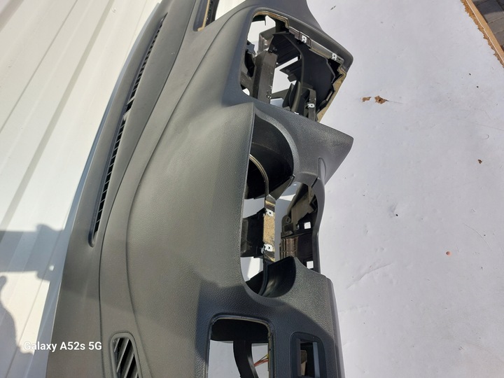 фото №7, Панель раздаточная консоль vw polo v 6r eu