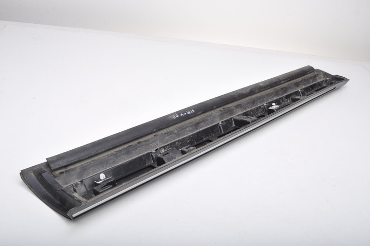 фото №8, Honda hr-v iii планка дверь правая перед 75312-3m0-j0 23r