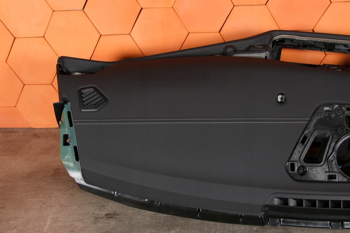 фото №9, Bmw g20 g21 lci g22 g23 g26 оригінальна панель роздавальна консоль шкіра