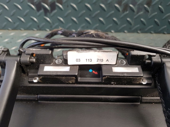 фото №14, Підлокітник тунелю середнього шкіра бардачок телефону bmw x5 e53 дорестайлінг