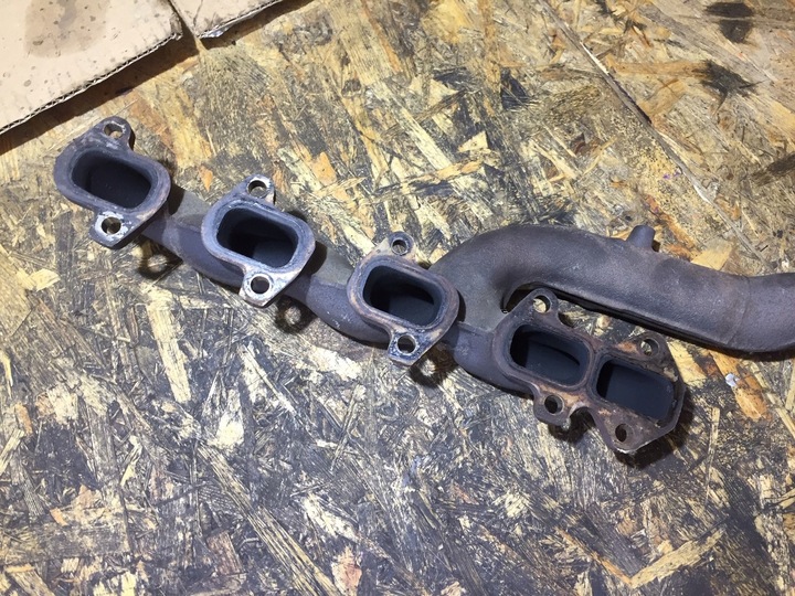 фото №7, Audi q7 4l 4.2 tdi коллектор выпускной правый 057253034al