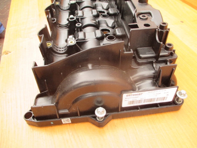 фото №14, Bmw n57 f10 5 f15 f25 f30 f70 3.0 n57 biturbo кришка клапанів 8507607 bdb