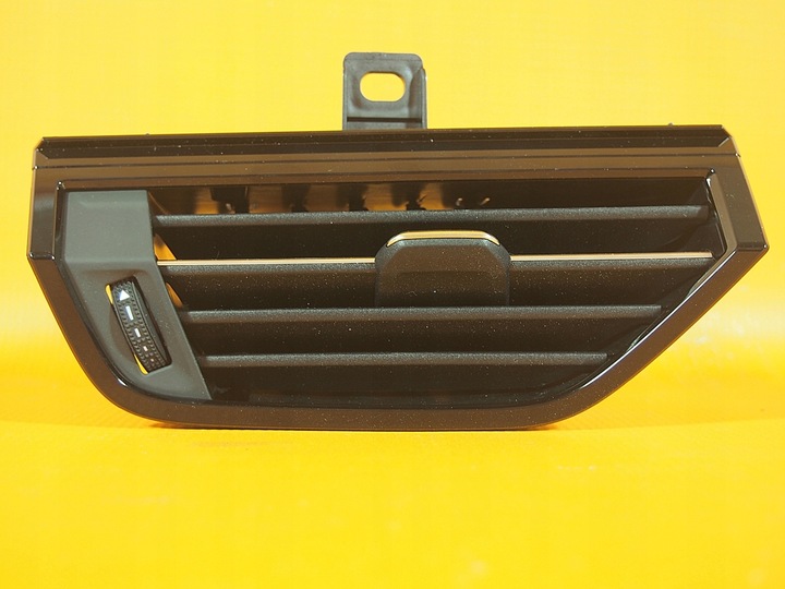 фото №14, Audi q3 83a решётки воздуховод консоли led комплект 83b820901 / 83b820902