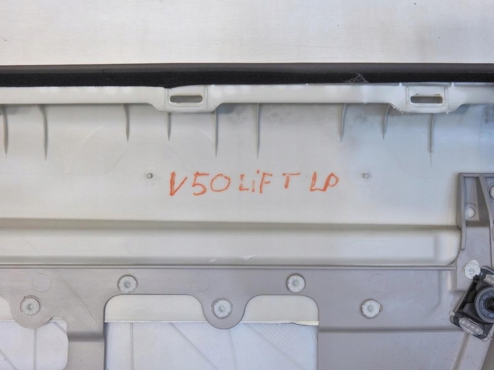 фото №8, Оббивка двері лівий перед volvo v50 рестайлінг 30755292