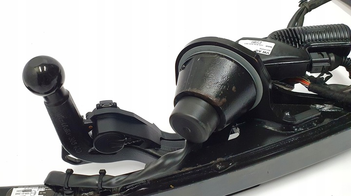 фото №9, Hak буксировочный audi a4 b9 a5 8w0800491m 4m0907383f