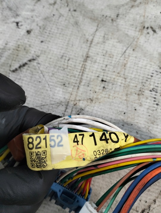 фото №3, Джгут установка двері лівий перед toyota prius ii 08r 821247140y