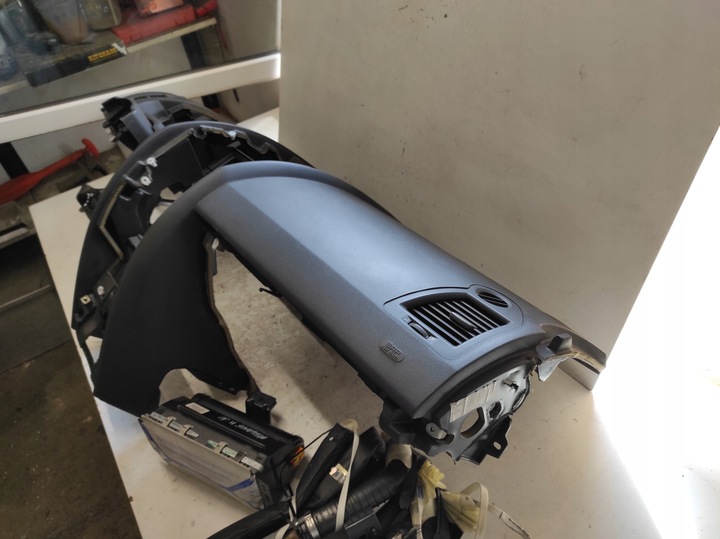 фото №6, Renault megane 2 ii 02- панель консоль подушки ремни модуль 8200367444