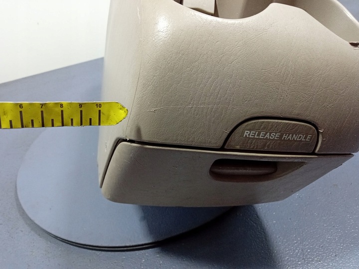 фото №14, Toyota sienna ii xl20 03- підлокітник бардачок кріплення na чашки