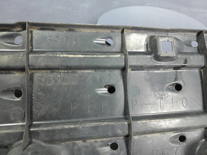 фото №8, Toyota prius ii 03- защитные накладки шасси левая правая 58168-47010 58167-47010