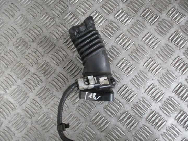 фото №11, Труба воздуха mazda 3 1.6 d 03-09r 9649252080