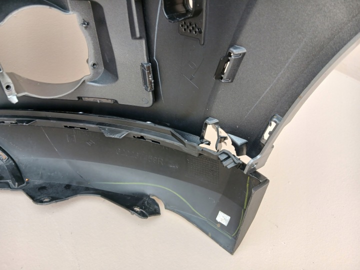 фото №12, Dacia sandero iii 3 stepway 2020- бампер перед передний 620225509r