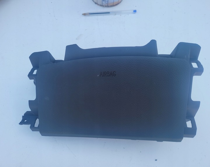 фото №1, Подушка коленная hyundai i 30 i30 14-16r