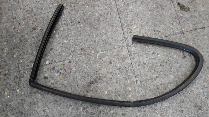 фото №6, Прокладка скла праві зад renault megane i