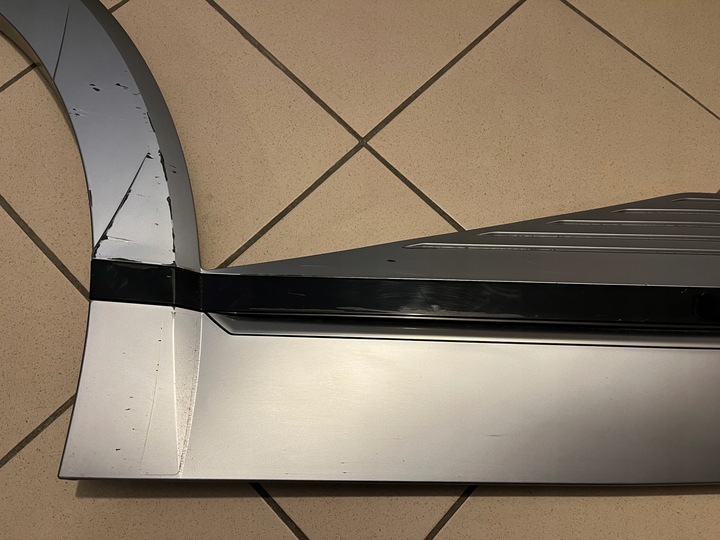 фото №6, Hyundai ioniq v 5 планка дверь правая задняя зад