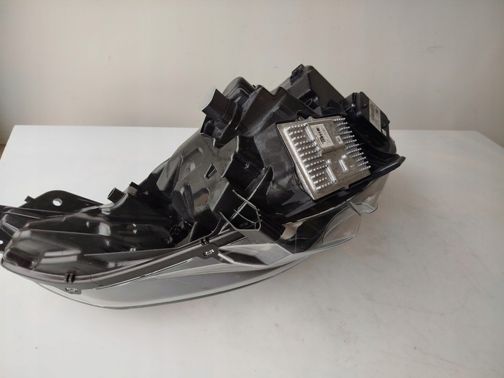 фото №10, Лампа ліва повний led ford galaxy mk3 рестайлінг s-max mk2 рестайлінг 20- em2b-13w030-ch