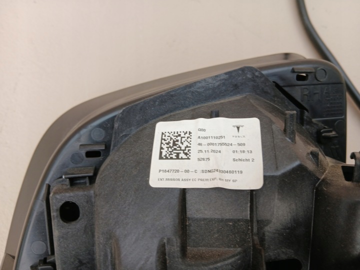 фото №15, Tesla модель y 2020- зеркало правое перед передние 11 pin p1647720-00-c