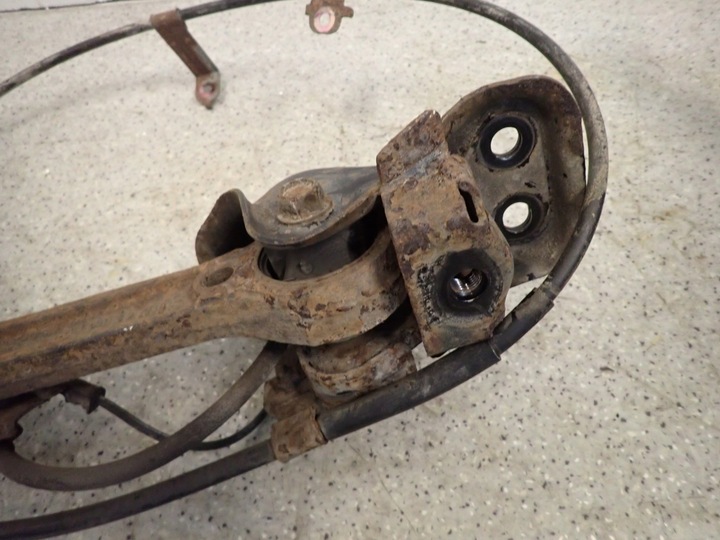 фото №5, Legacy outback 03- важіль задній лівий ступиця поворотна опора