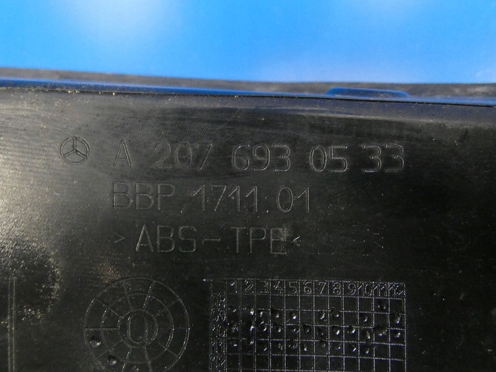 фото №2, Mercedes e w207 защита заглушка крыша левый зад